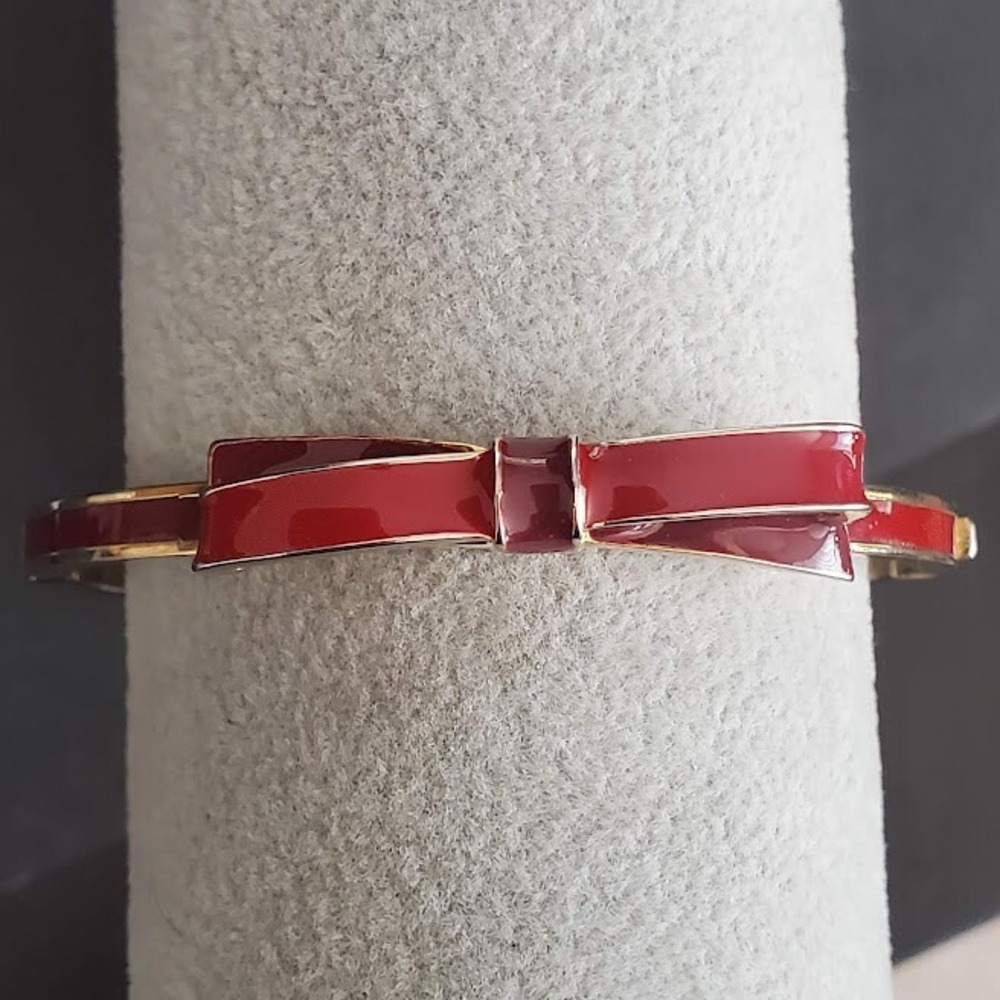 Spartina 449 Red Enamel Bow Bracelet